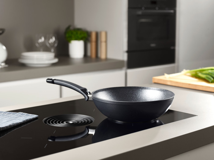 Fissler Adamant Wok 28 cm produkt in gebrauch