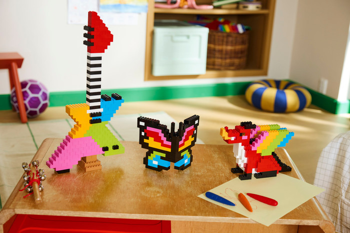 LEGO Classic Kreative Bunte Steine 11045 produkt in gebrauch