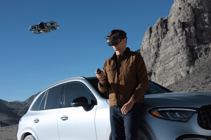 DJI Avata 360 Motion Fly More Combo + Goggles N3 + RC Motion 3 produkt in gebrauch