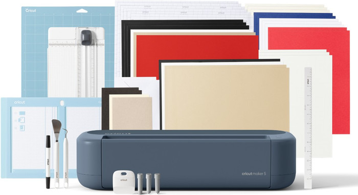 Circut Maker 5 Essential bundle Main Image