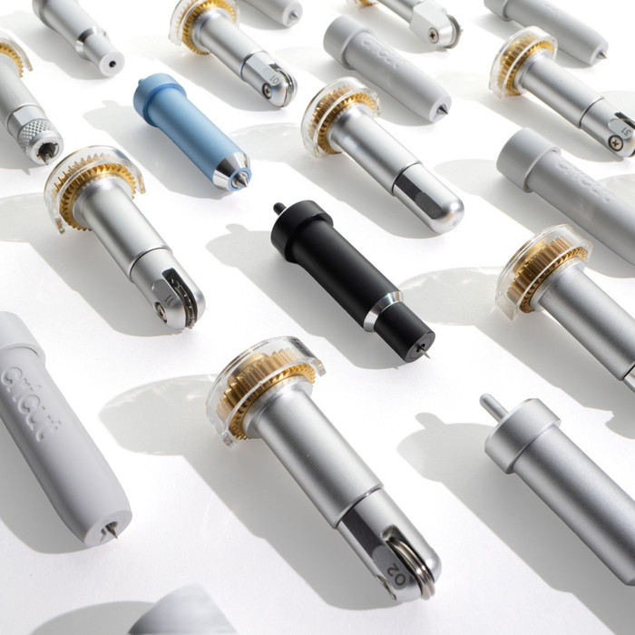 Circut Maker 5 Essential bundle detail