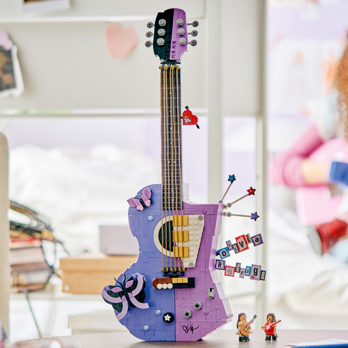LEGO Editions Olivia Rodrigos Gitarre 43031 detail