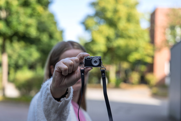 Rollei Mini Digitalkamera Schwarz produkt in gebrauch