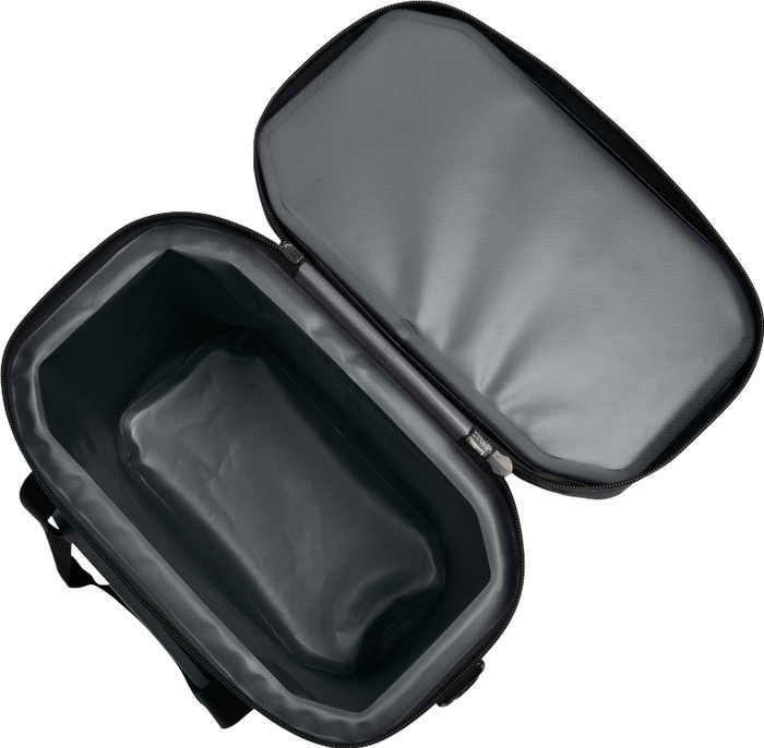 Igloo Trailmate 30 Carbonite Cooler Bag inside