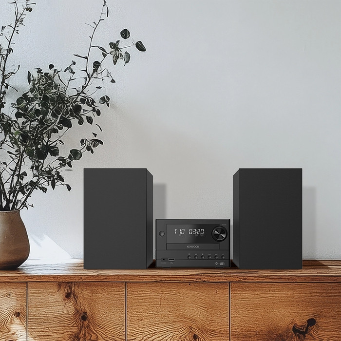 Kenwood M-450DAB produkt in gebrauch