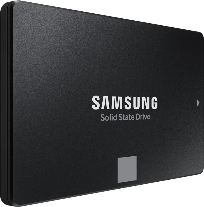 Samsung 870 EVO 2,5 Zoll 8TB linke seite