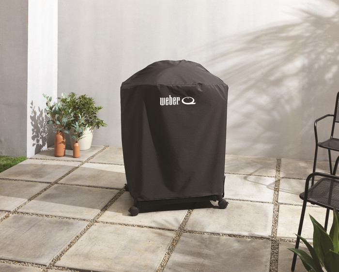 Weber Abdeckung für Q2200 produkt in gebrauch