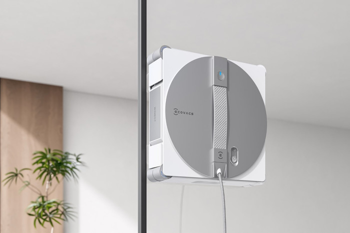 Ecovacs WINBOT W3 OMNI produkt in gebrauch