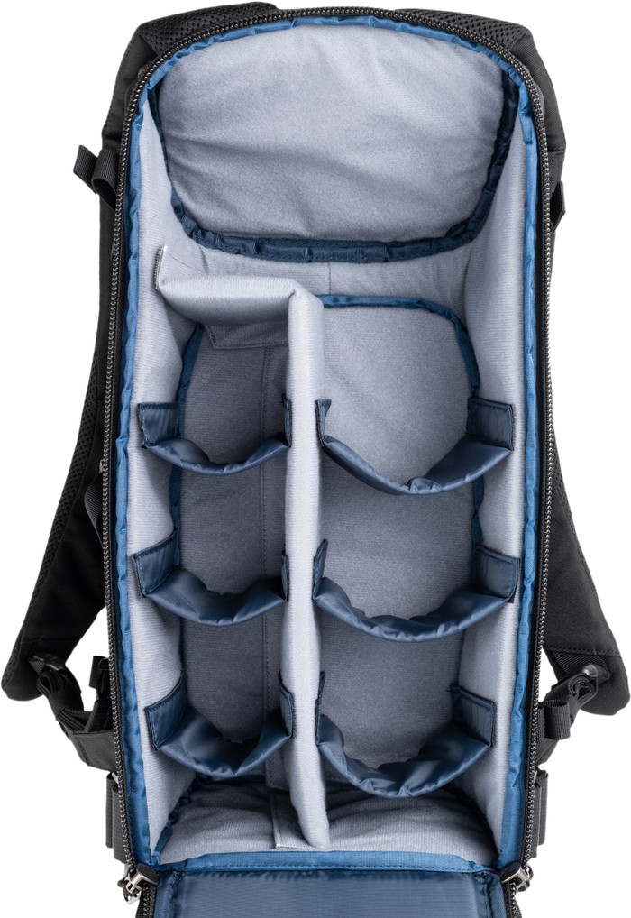 Think Tank DarkLight Reiserucksack 14L Schwarz innen