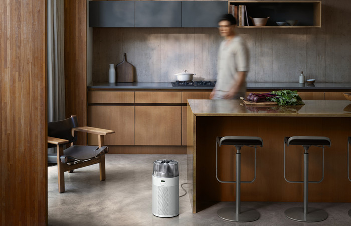 Dyson HushJet Purifier HJ10 product in use