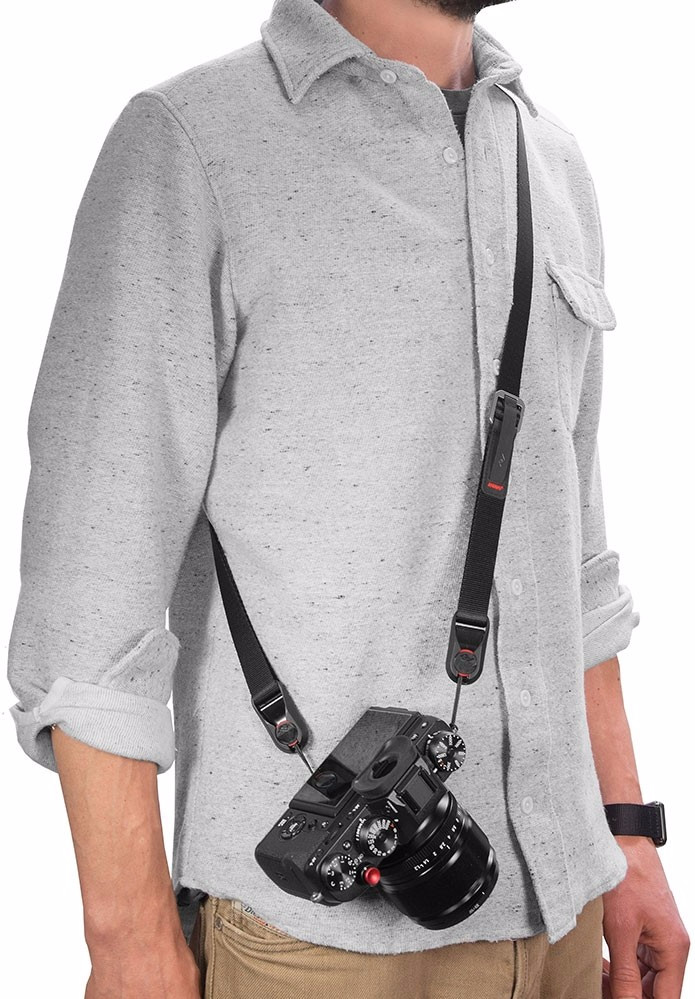 Peak Design Leash Black produkt in gebrauch