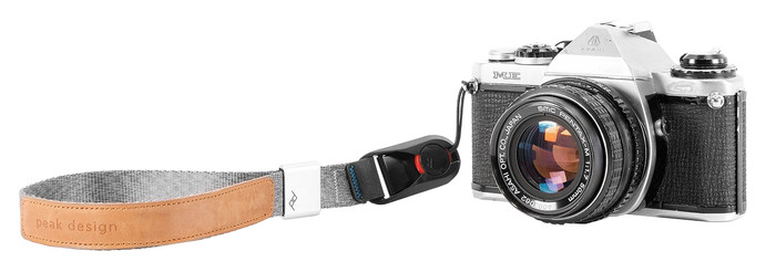 Peak Design Cuff Ash vorne