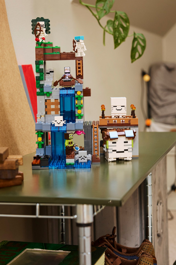 LEGO Minecraft Ghast-Station 21597 produkt in gebrauch