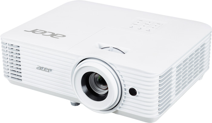 Acer H6815P vorne