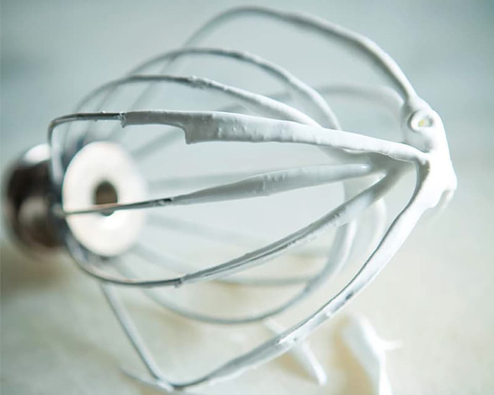 KitchenAid Artisan Mixer 5KSM125 Onyx Black + Ice Cream Maker product in use