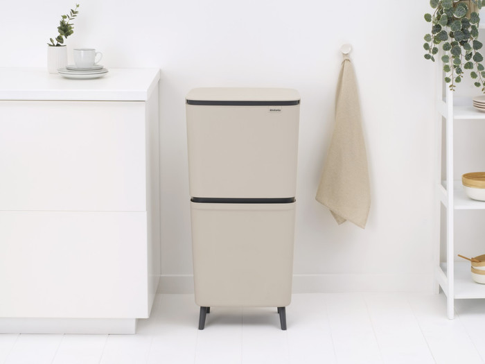 Brabantia SortUp Recycle Hi Mülleimer 25+10+10L Beige produkt in gebrauch