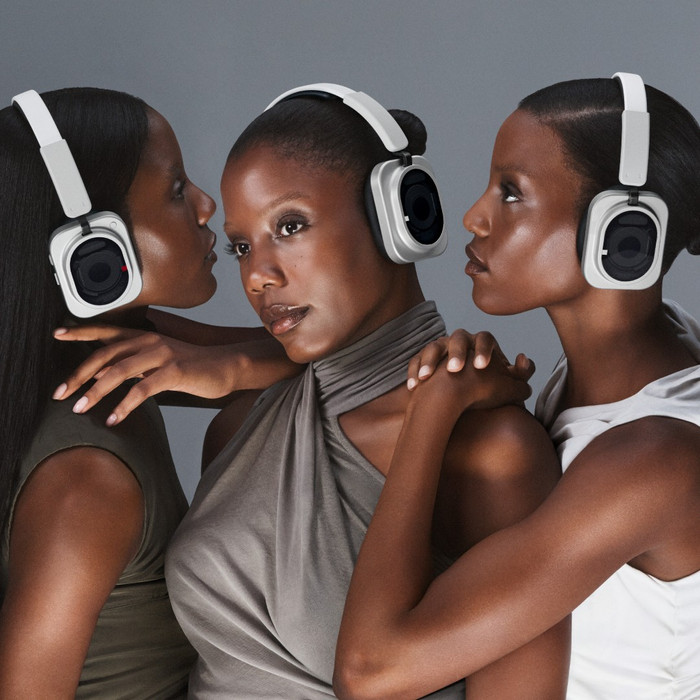 Nothing Headphone (1) Pro Weiß produkt in gebrauch