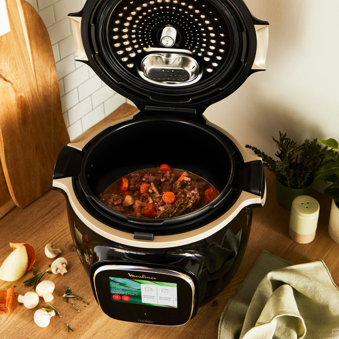 Moulinex Cookeo Touch WLAN CE902800 Schwarz produkt in gebrauch