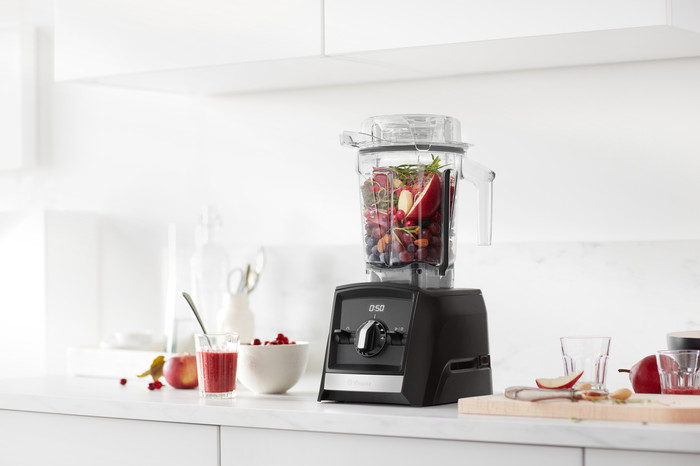 Vitamix Ascent A2500i Black product in use