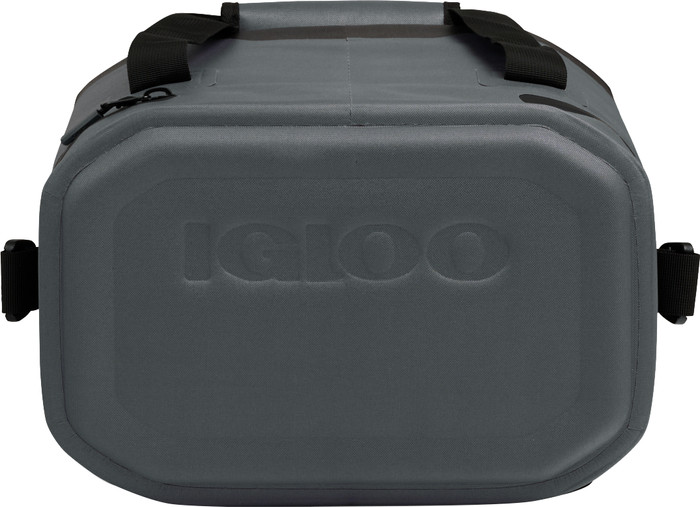 Igloo Trailmate 18 Carbonite Cooler Bag bottom