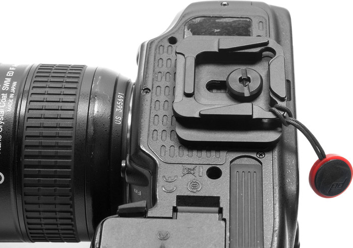 Peak Design Capture Camera Clip Schwarz detail