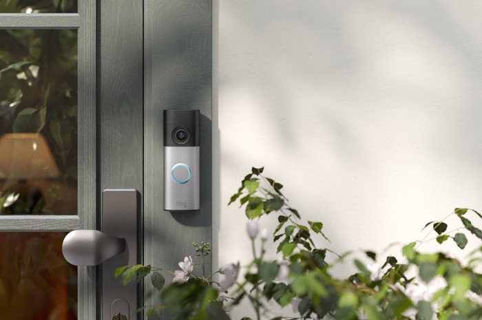 Ring Akku-Videotürklingel Plus 2. Generation + Chime produkt in gebrauch