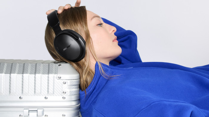 Bose QuietComfort Headphones (2. Gen.) Schwarz produkt in gebrauch