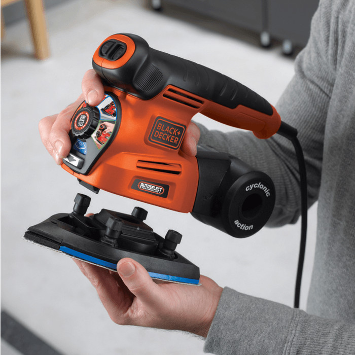 BLACK+DECKER KA280LKA-QS product in use