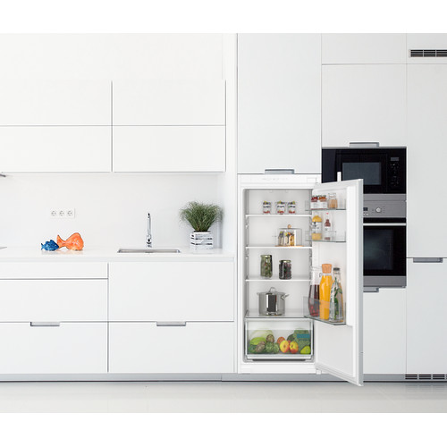 Integrated fridge deals 122cm high