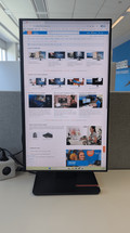 Lenovo ThinkVision P32p-30 (Image 2 of 4)