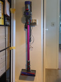 Dyson V8 Absolute Pro (Image 4 of 12)