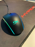 HyperX Pulsefire Surge Gaming-Maus (Bild 2 von 4)
