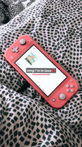 Nintendo Switch Lite Gelb + Mario Kart 8 Deluxe Switch (Bild 2 von 3)