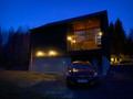 Philips Hue Impress Wandleuchte White & Color Schwarz schmal (Bild 3 von 6)