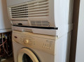 BlueBuilt Universal Stacking Kit for Washing Machine and Dryer (Image 3 of 5)