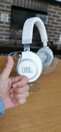 JBL LIVE 650BTNC Weiß (Bild 1 von 1)