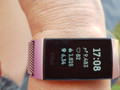 Fitbit Charge 4 Schwarz (Bild 3 von 45)