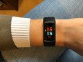 Fitbit Charge 5 Schwarz (Bild 2 von 5)