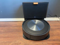 iRobot Roomba Combo j5+ (Image 1 of 3)