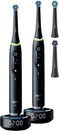 Oral-B iO 10 Schwarz und Schwarz Doppelpack + 4 Aufsteckbürsten