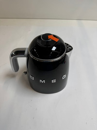 SMEG KLF05BLEU Schwarz