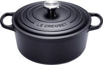 Le Creuset Signature Round Dutch Oven 24cm Matte Black frying pan