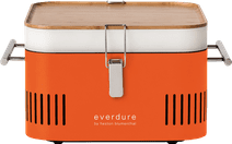 Everdure Cube Orange Grill für den Park