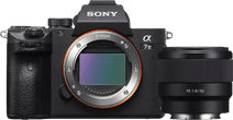 Sony A7 III + 50mm f/1.8 Vollbild-Systemkamera