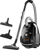 AEG VX7-2-EB-C Light and manoeuvrable vacuum