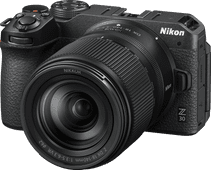 Nikon Z30 + 18-140mm f/3.5-6.3 VR Kamera mit WLAN