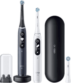 Oral-B iO Series 7 Black and White Duo Pack with Extra Brush Attachment Oral B electric duo toothbrush