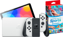 Nintendo Switch OLED White + Nintendo Switch Sports Nintendo Switch OLED