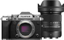 Fujifilm X-T5 Silber + Sigma 18-50 mm f/2.8 DC DN Contemporary Kamera mit WLAN