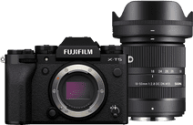 Fujifilm X-T5 Schwarz + Sigma 18-50 mm f/2.8 DC DN Contemporary Systemkamera mit APS-C-Sensor